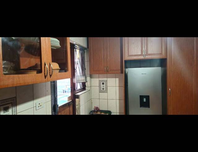 3 BEDROOM HOUSE FOR SALE IN DENNEMERE